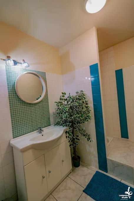 Appartement Romance Florale Troyes Exterior foto